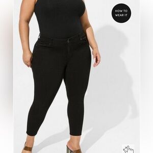Torrid Bombshell Skinny Jeans - Black Size 18 Regular